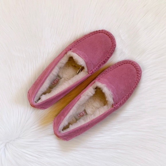 UGG Scalloped Moc Moccasin Slippers - Picture 2 of 6